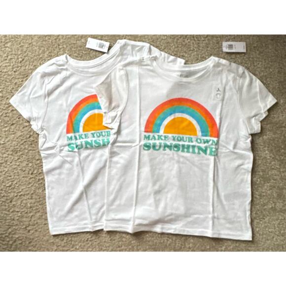 Old Navy Bundle Of 2 T-Shirts Sunshine Short Sleeve Crew Neck Sizes Large 10-12 - Picture 1 of 5